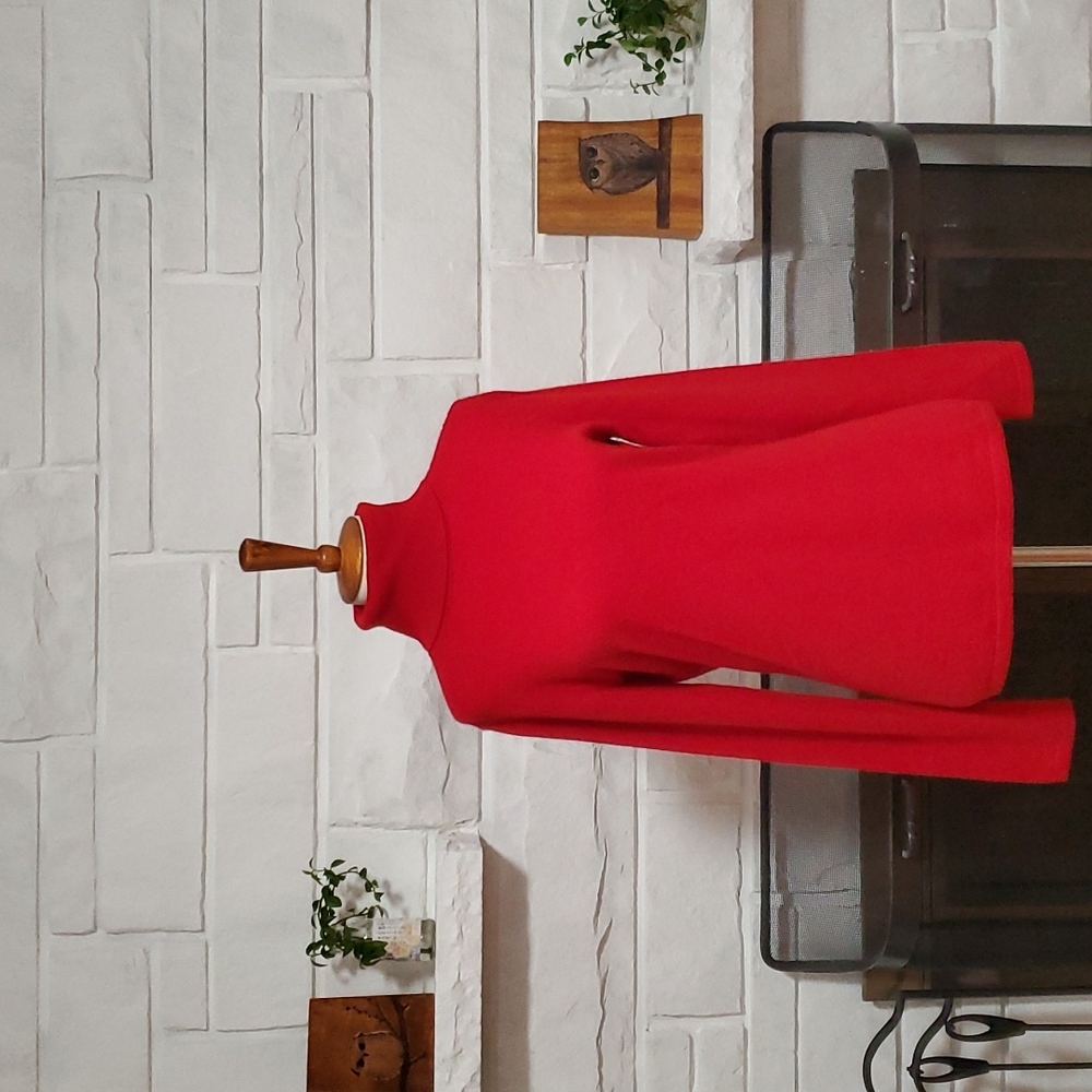 100% cashmere turtleneck sweater